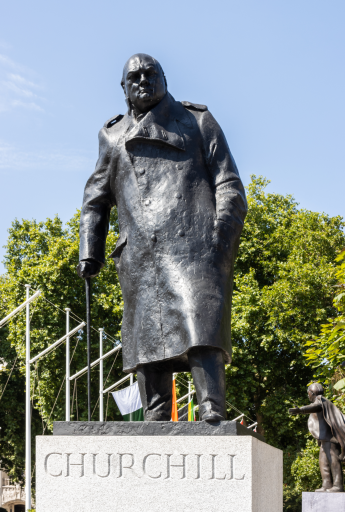 ウィストン・チャーチルの像